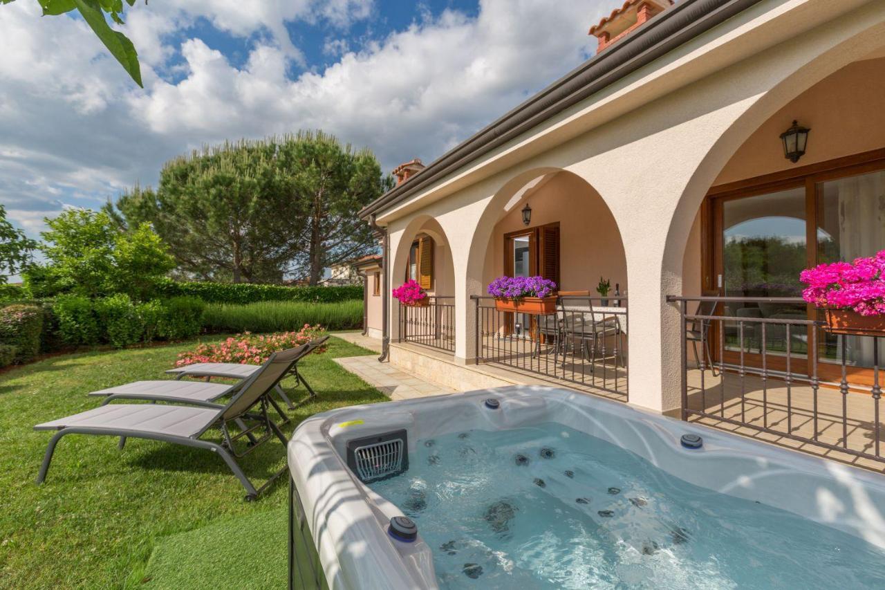 Villa Lori Nova Vas  Esterno foto